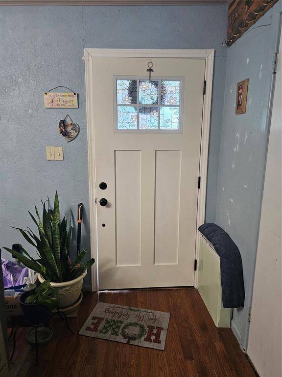 645 NW 10th Street, Grand Prairie, TX 75050