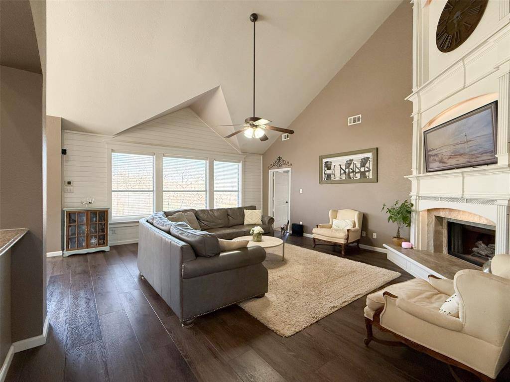 2405 Glenhaven Drive, Corinth, TX 76210