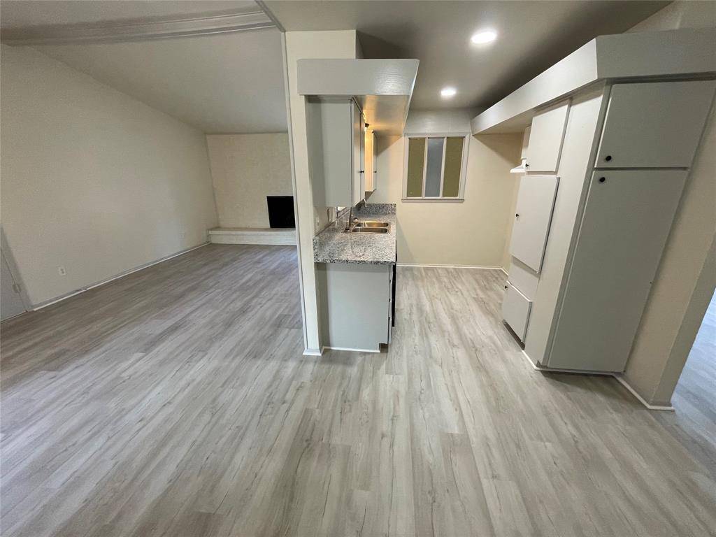 14046 Rolling Hills Lane, Dallas, TX 75240