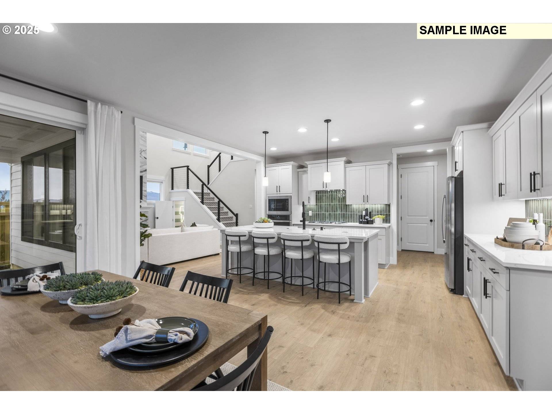 777 Magnolia AVE, Woodburn, OR 97071