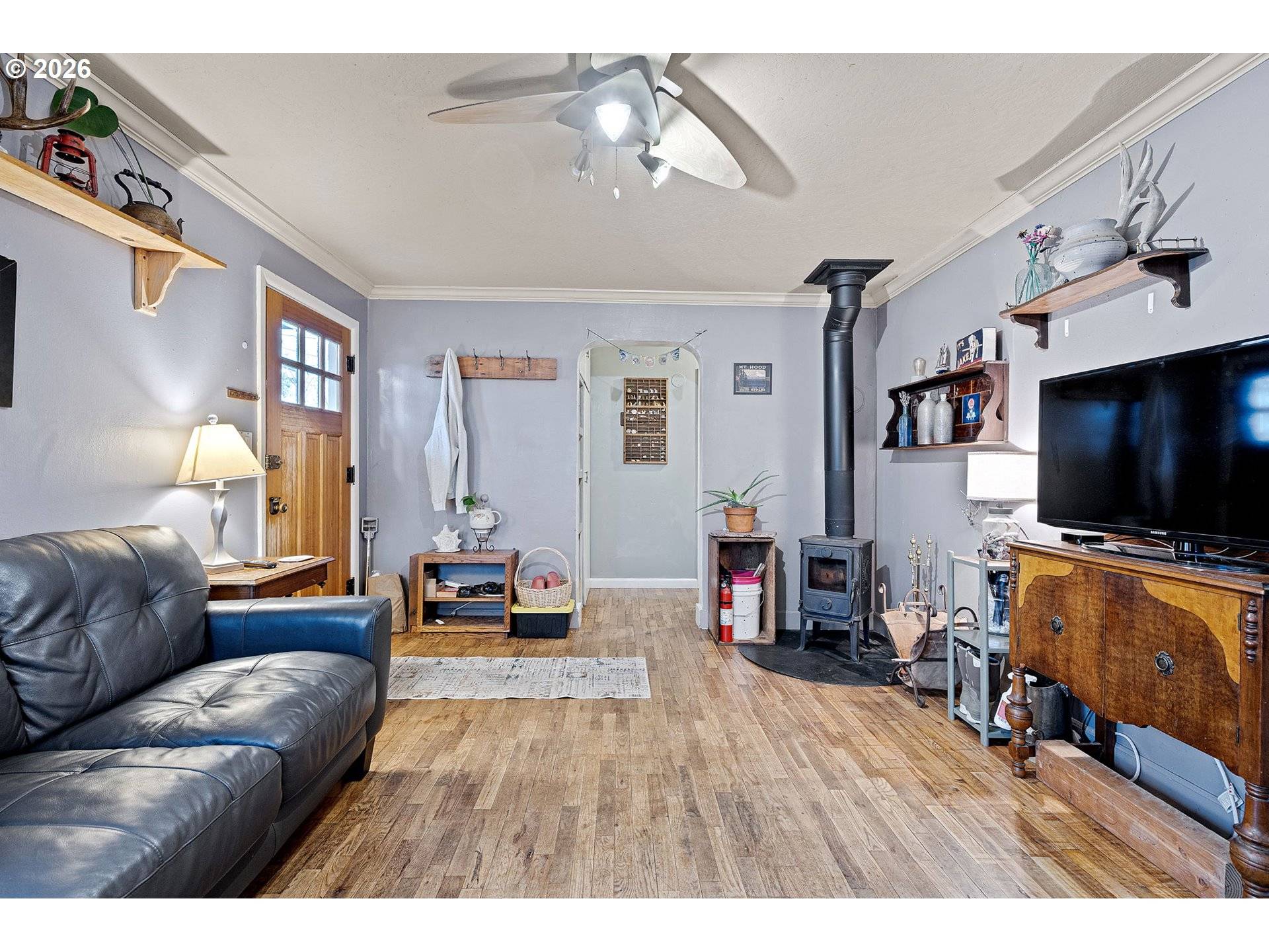 1425 E MADISON AVE, Cottage Grove, OR 97424