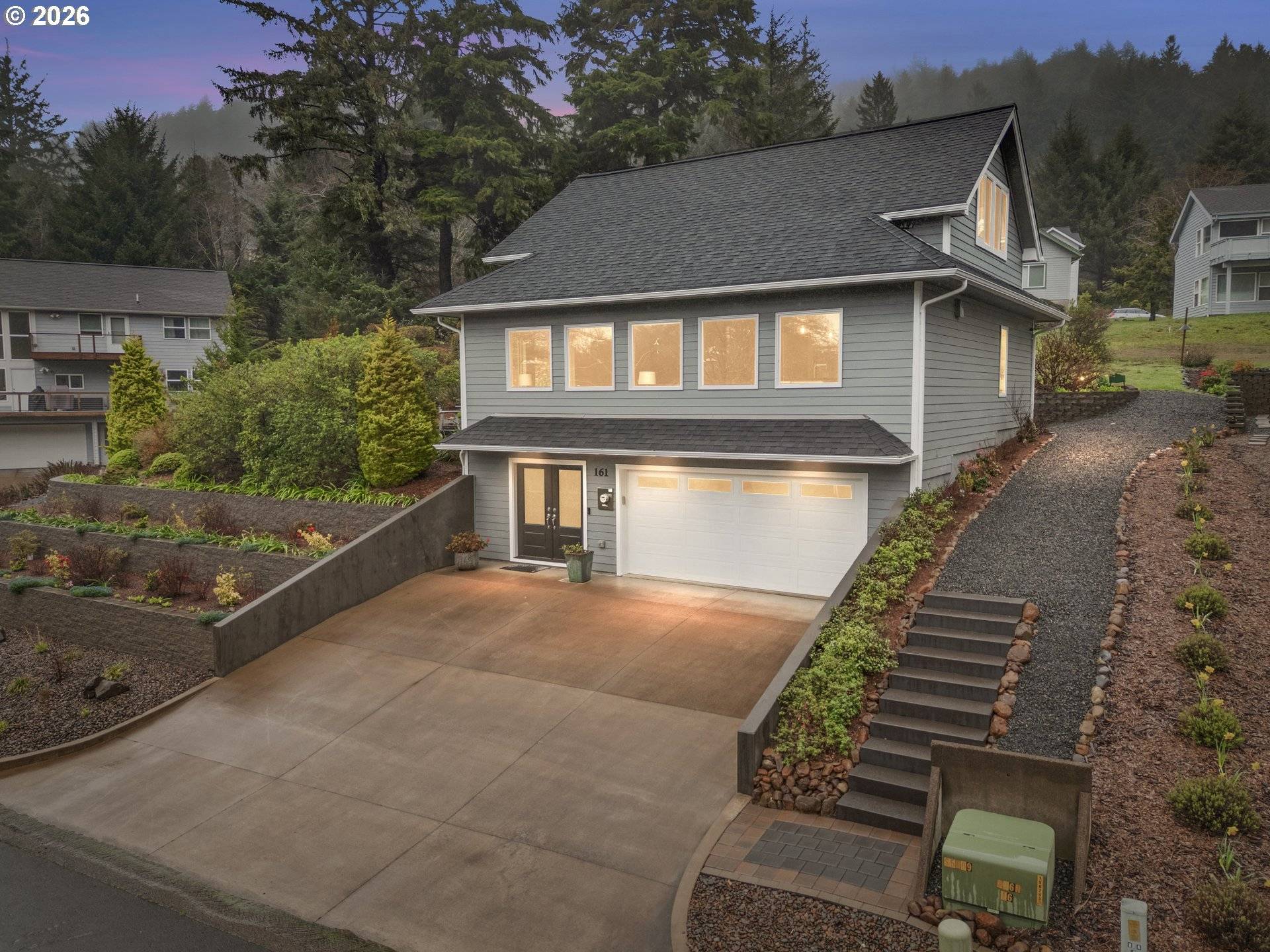 161 COMBS CIR, Yachats, OR 97498