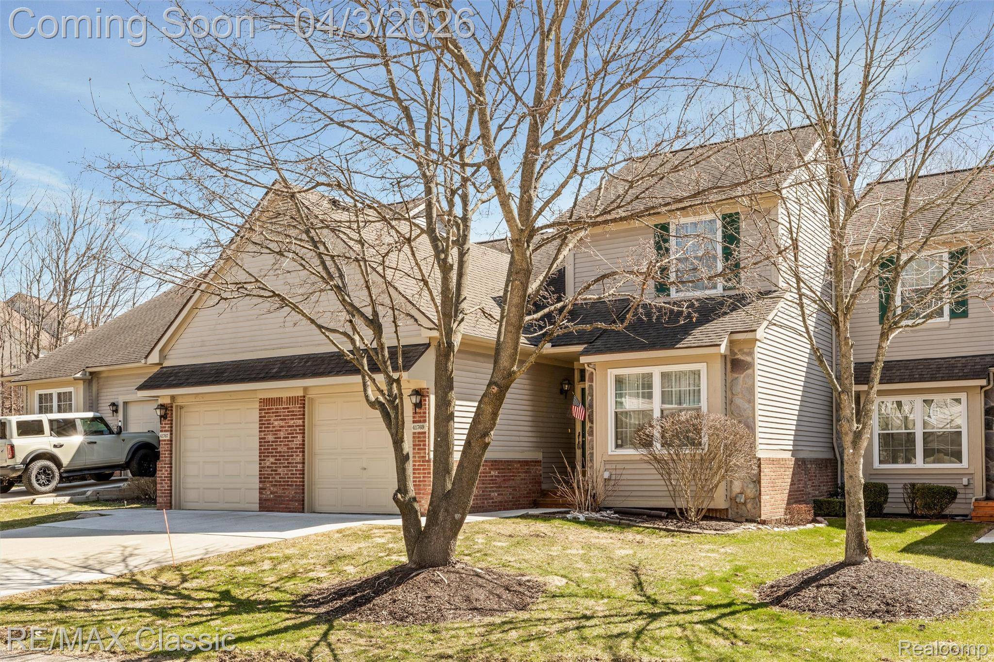 41769 Webster CT, Novi, MI 48377