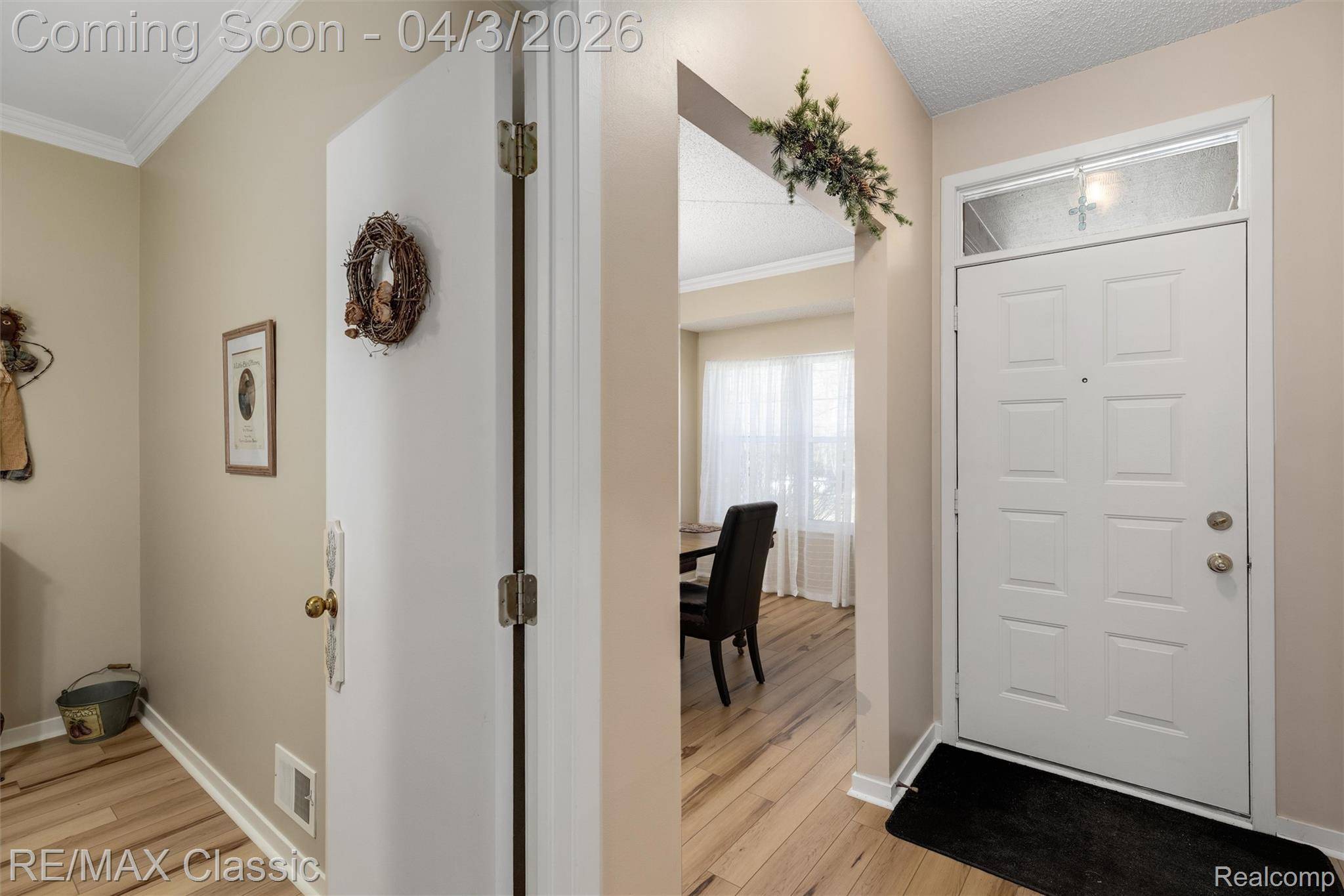 41769 Webster CT, Novi, MI 48377