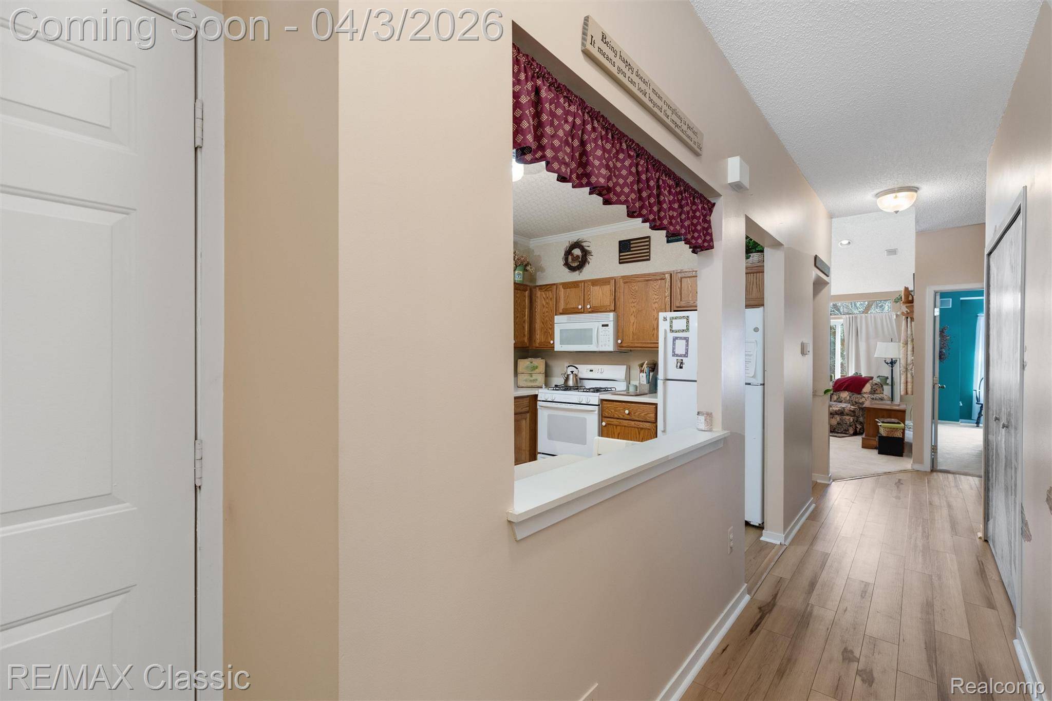 41769 Webster CT, Novi, MI 48377