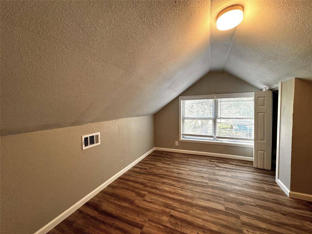 1931 Avenue A, Denison, TX 75021