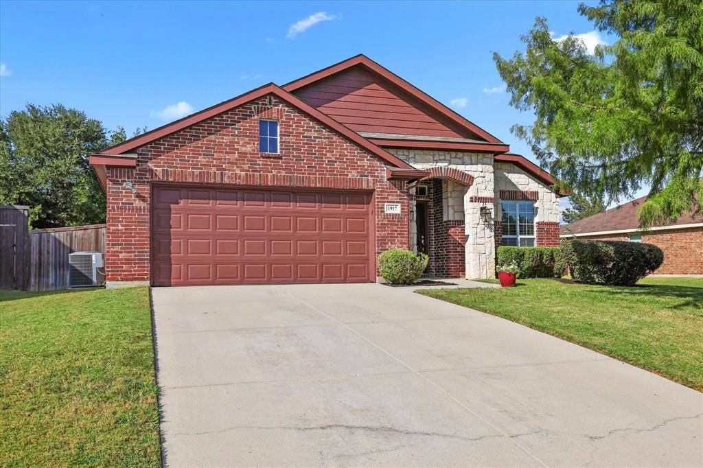 1917 Prescott Downs Drive, Denton, TX 76210