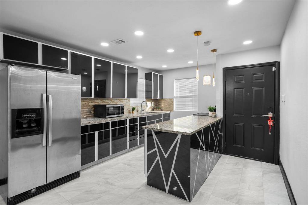 9923 Hustead Street, Dallas, TX 75217