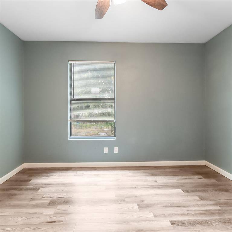 1104 S Gilpin Avenue, Dallas, TX 75211