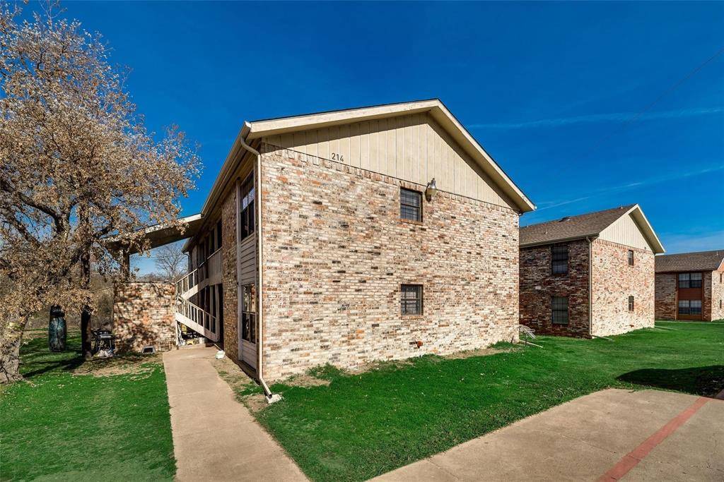 218 Renfro Street #A, Grand Prairie, TX 75051