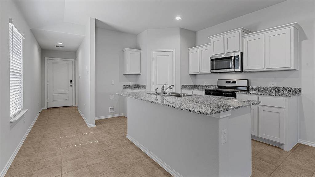 541 RED ADMIRAL Lane, Denton, TX 76259