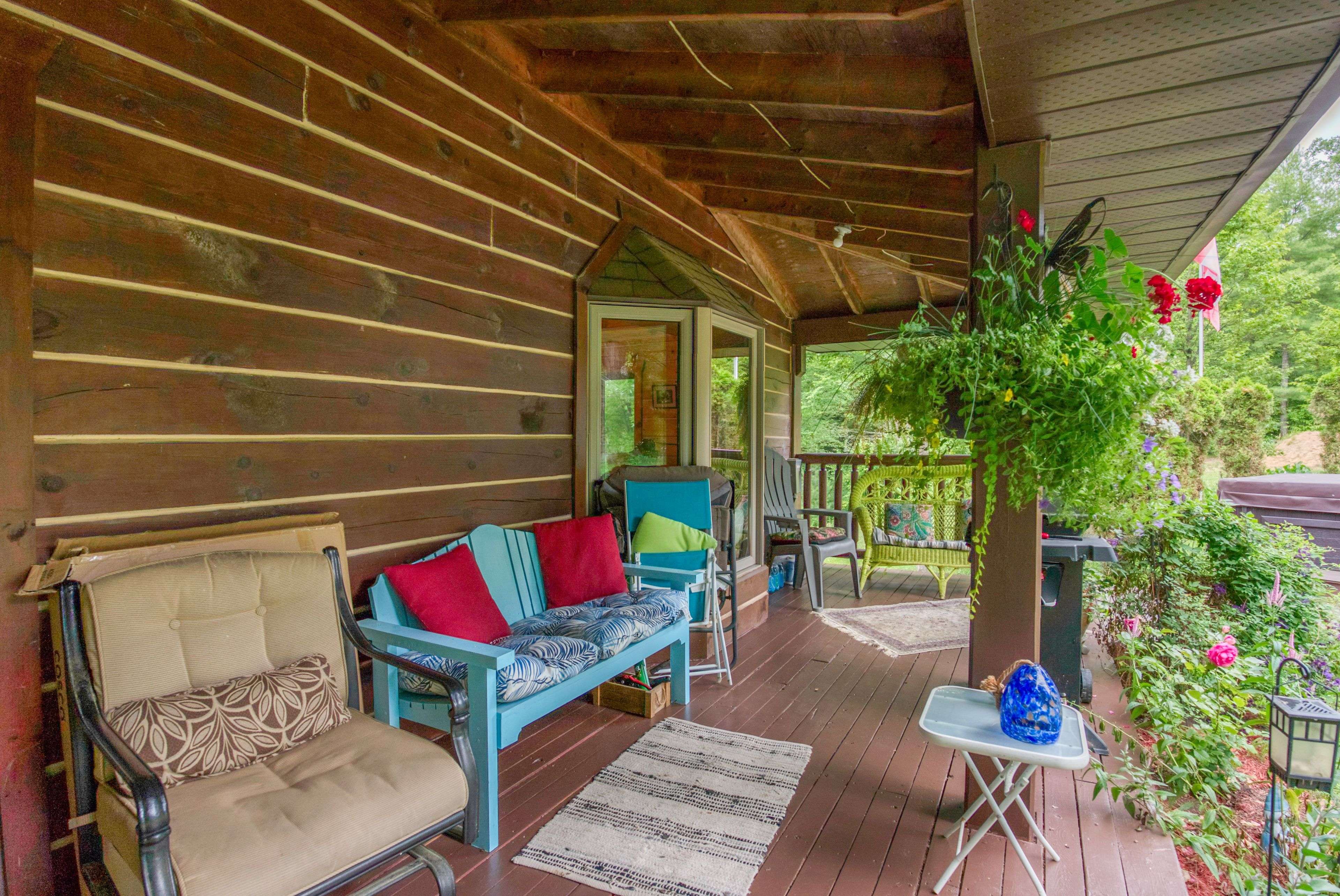 1510 Devil Lake RD, Frontenac, ON K0G 1X0