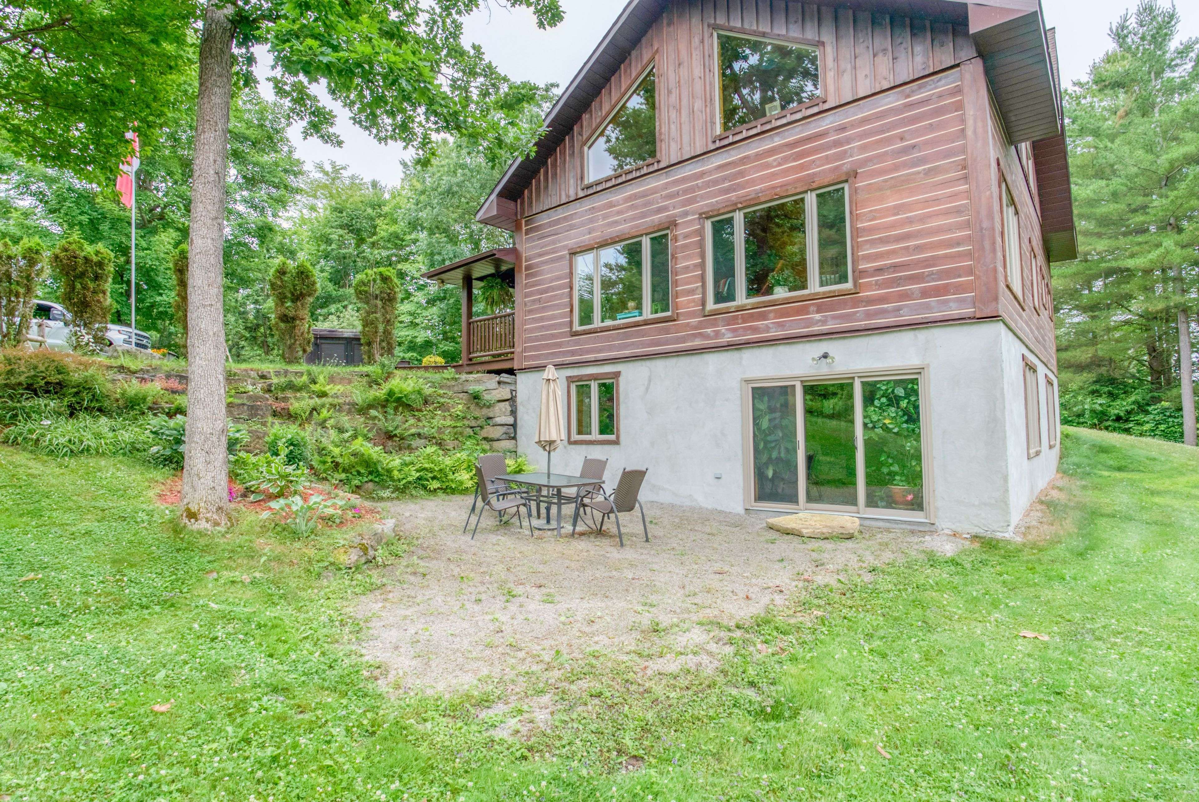 1510 Devil Lake RD, Frontenac, ON K0G 1X0