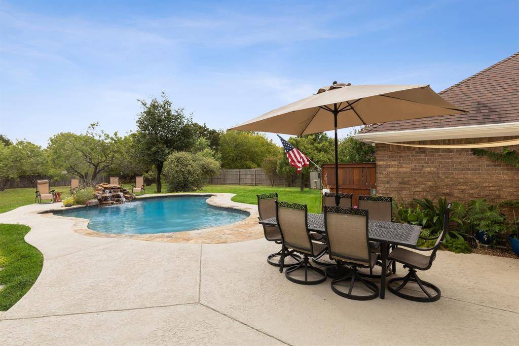 2407 N Carroll Avenue, Southlake, TX 76092