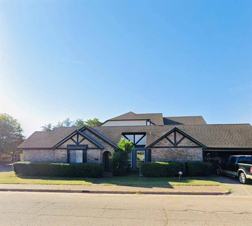 2224 Brigadoon Court, Arlington, TX 76013