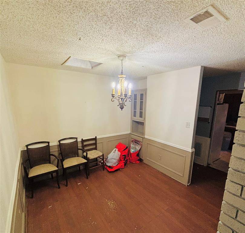 2224 Brigadoon Court, Arlington, TX 76013