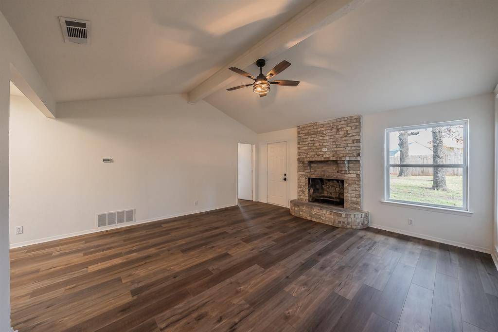 709 Blue Meadow Drive, Azle, TX 76020