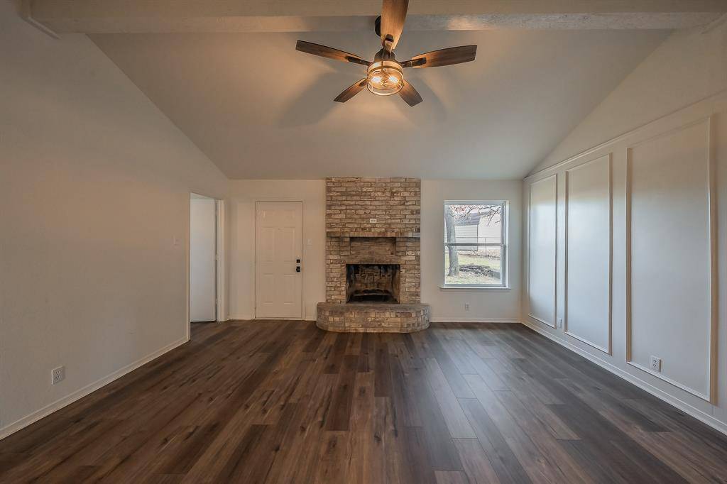 709 Blue Meadow Drive, Azle, TX 76020