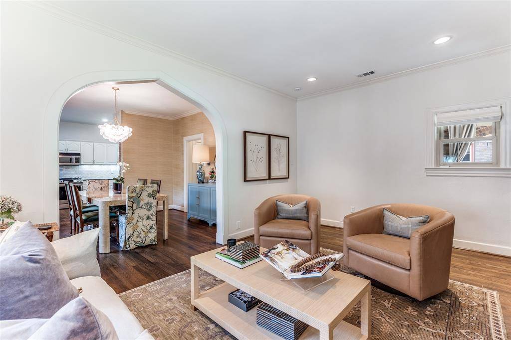 422 Monte Vista Drive, Dallas, TX 75223