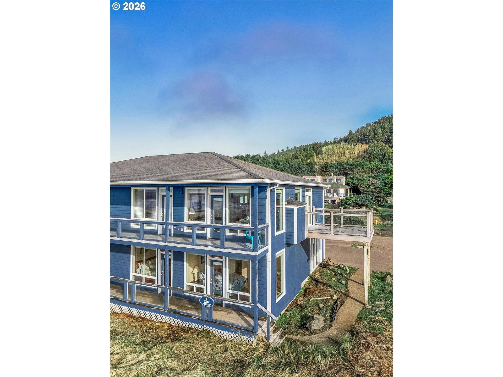 635 LEMWICK LN, Yachats, OR 97498