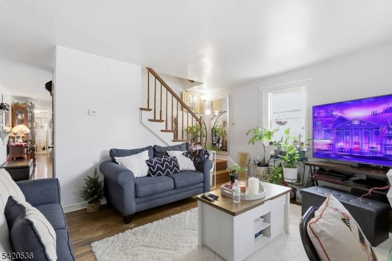13 William St, Flemington Boro, NJ 08822