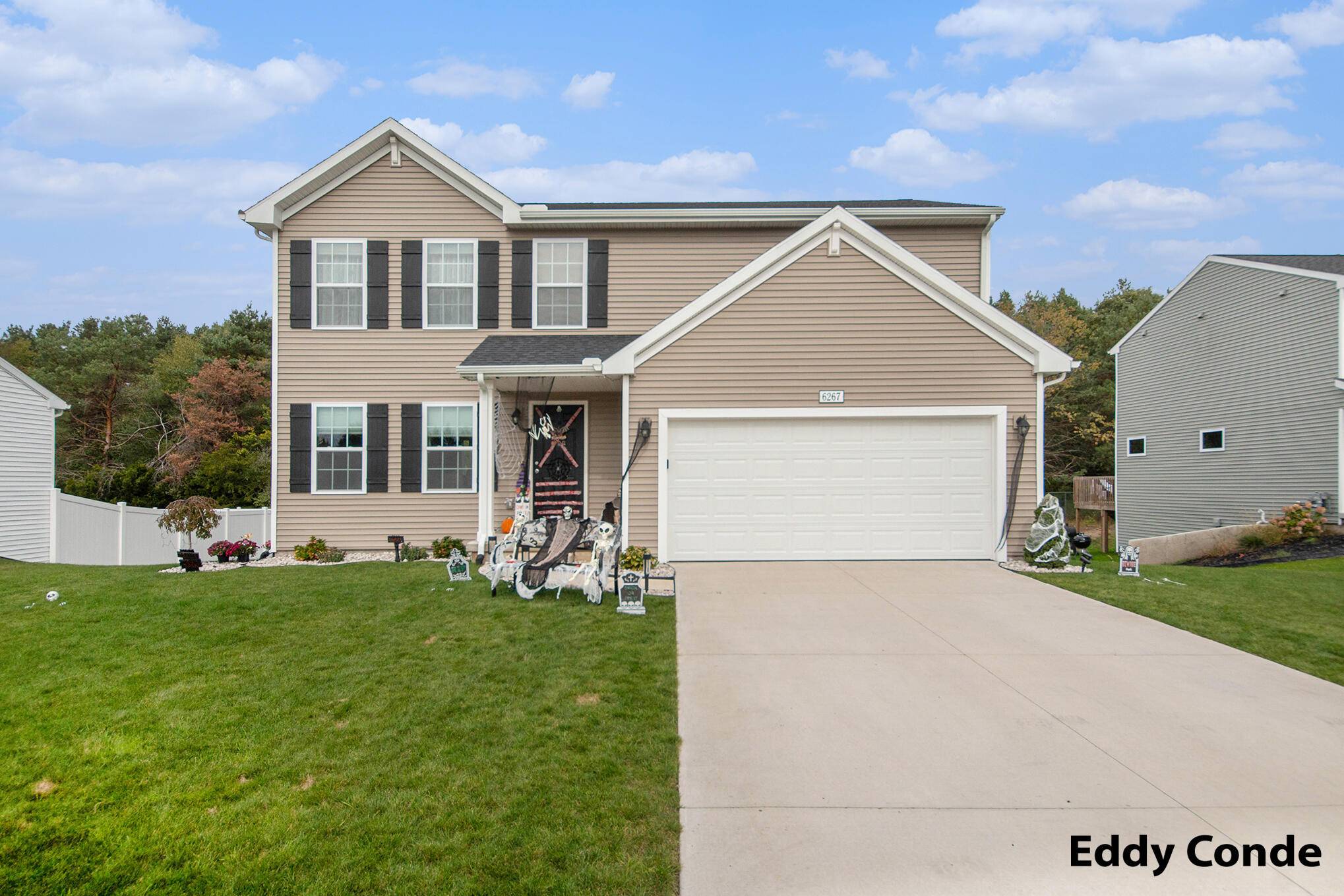 6267 Vine Leaf DR, Allendale Twp, MI 49401