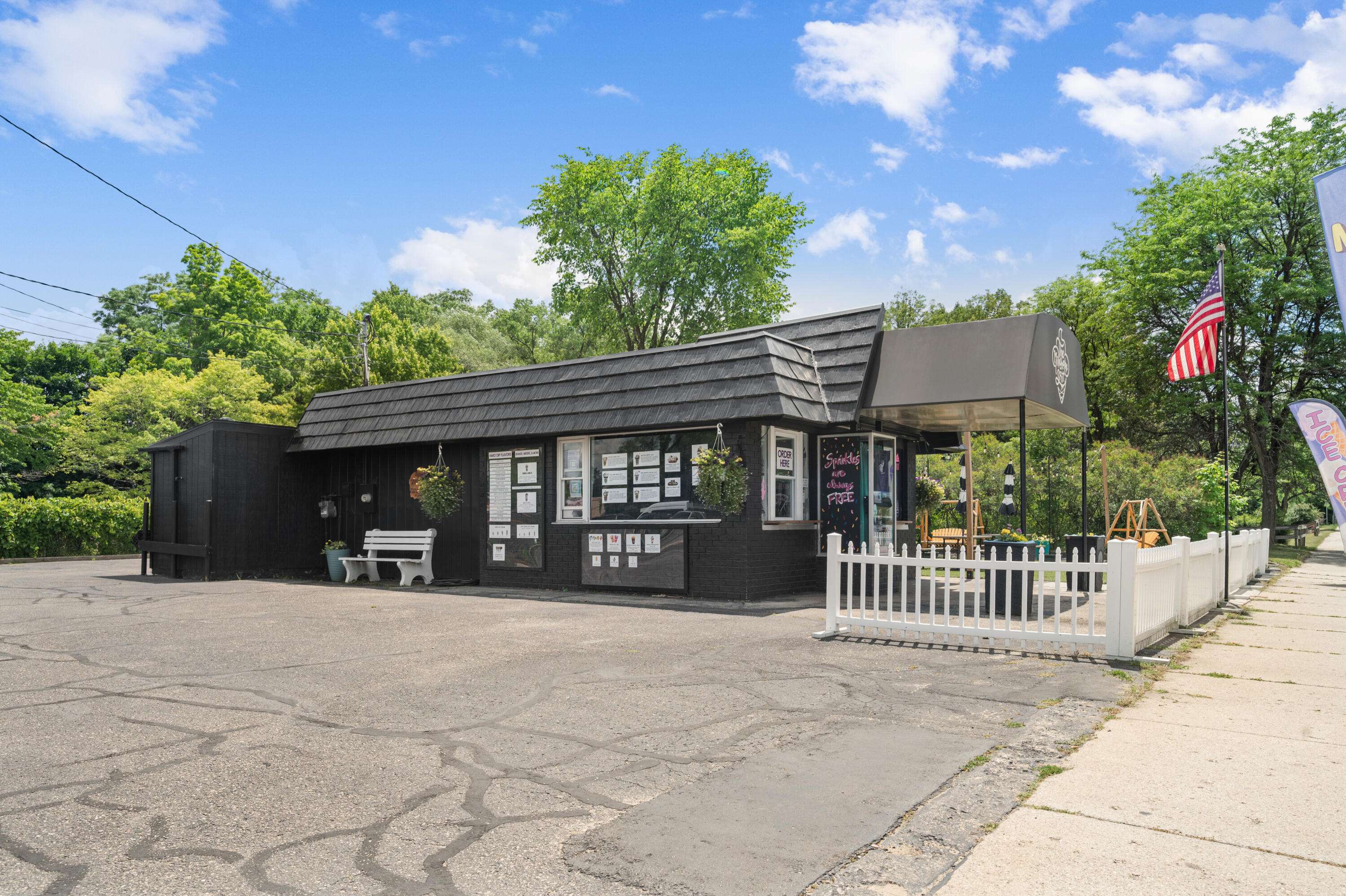 250 N State ST, Big Rapids Twp, MI 49307