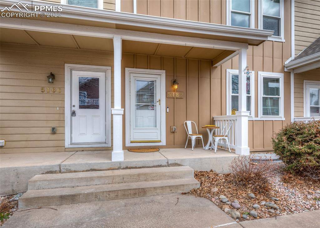 5182 Dovetail LN, Colorado Springs, CO 80916