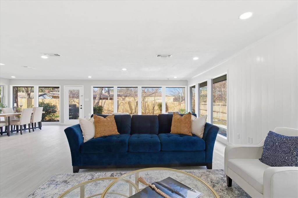 1509 University Drive, Arlington, TX 76013