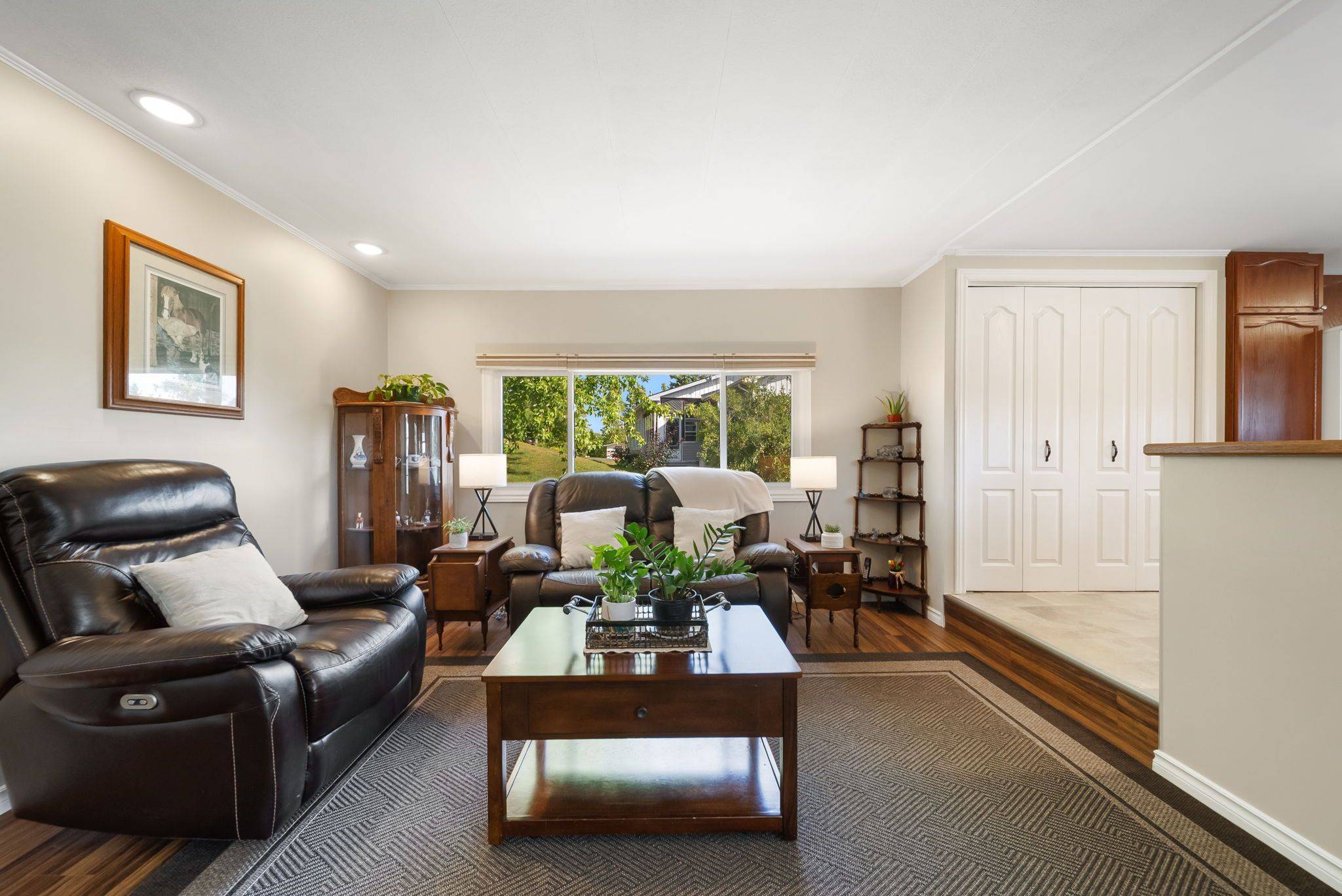 66 Cameron DR, Oro-medonte, ON L0L 1T0