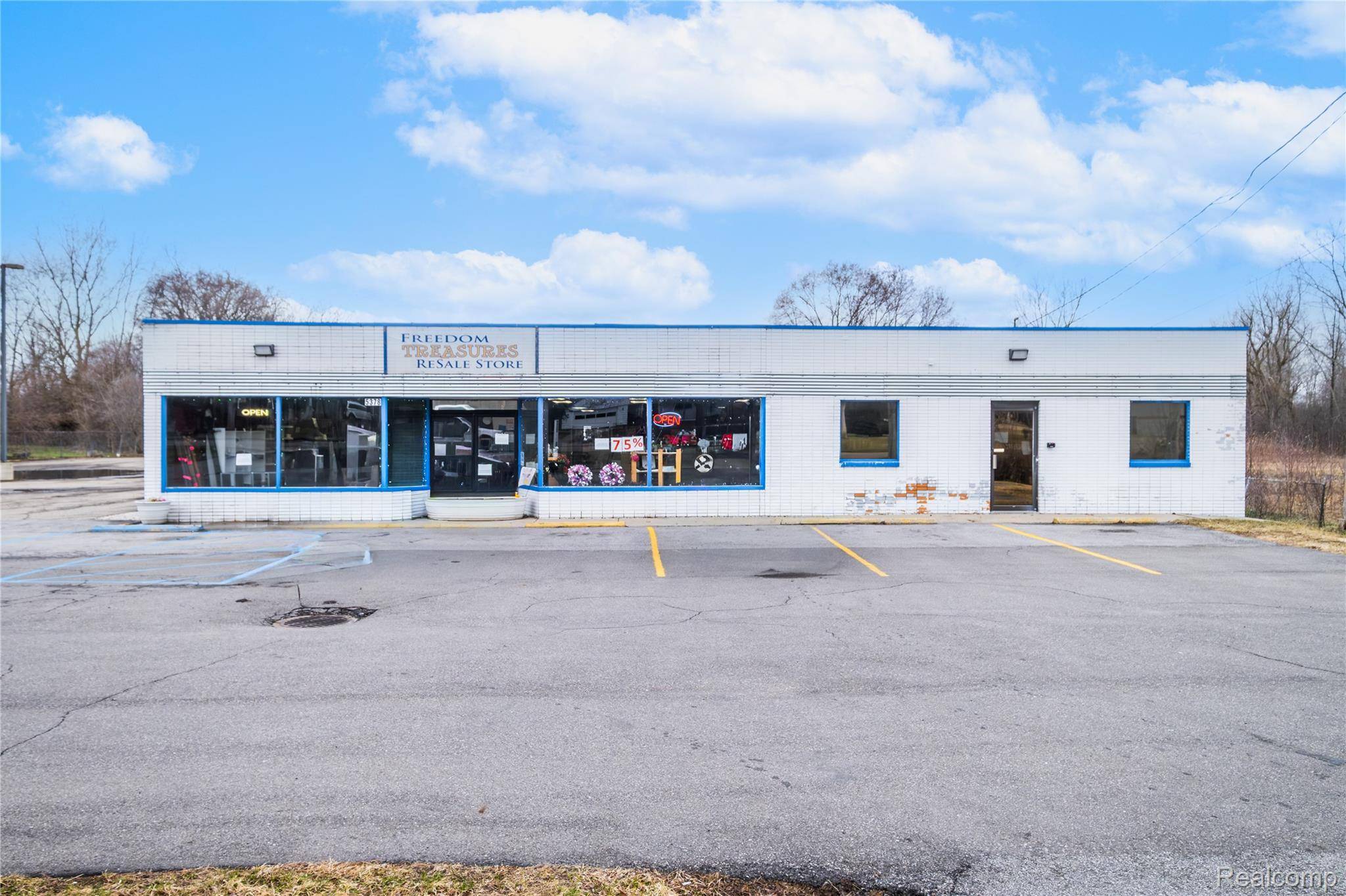 5378 Fenton RD, Mundy Township, MI 48507