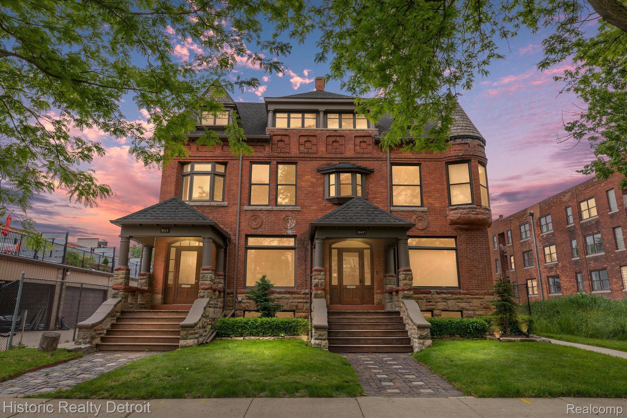 647 W ALEXANDRINE ST, Detroit, MI 48201