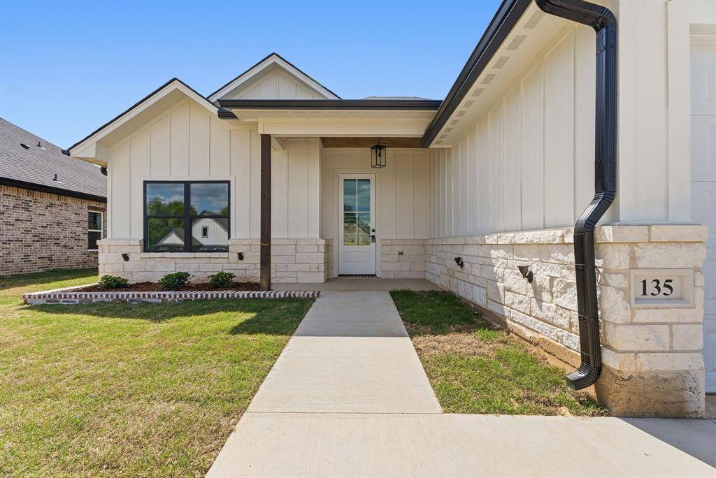 135 Kaul Lane, Bullard, TX 75757