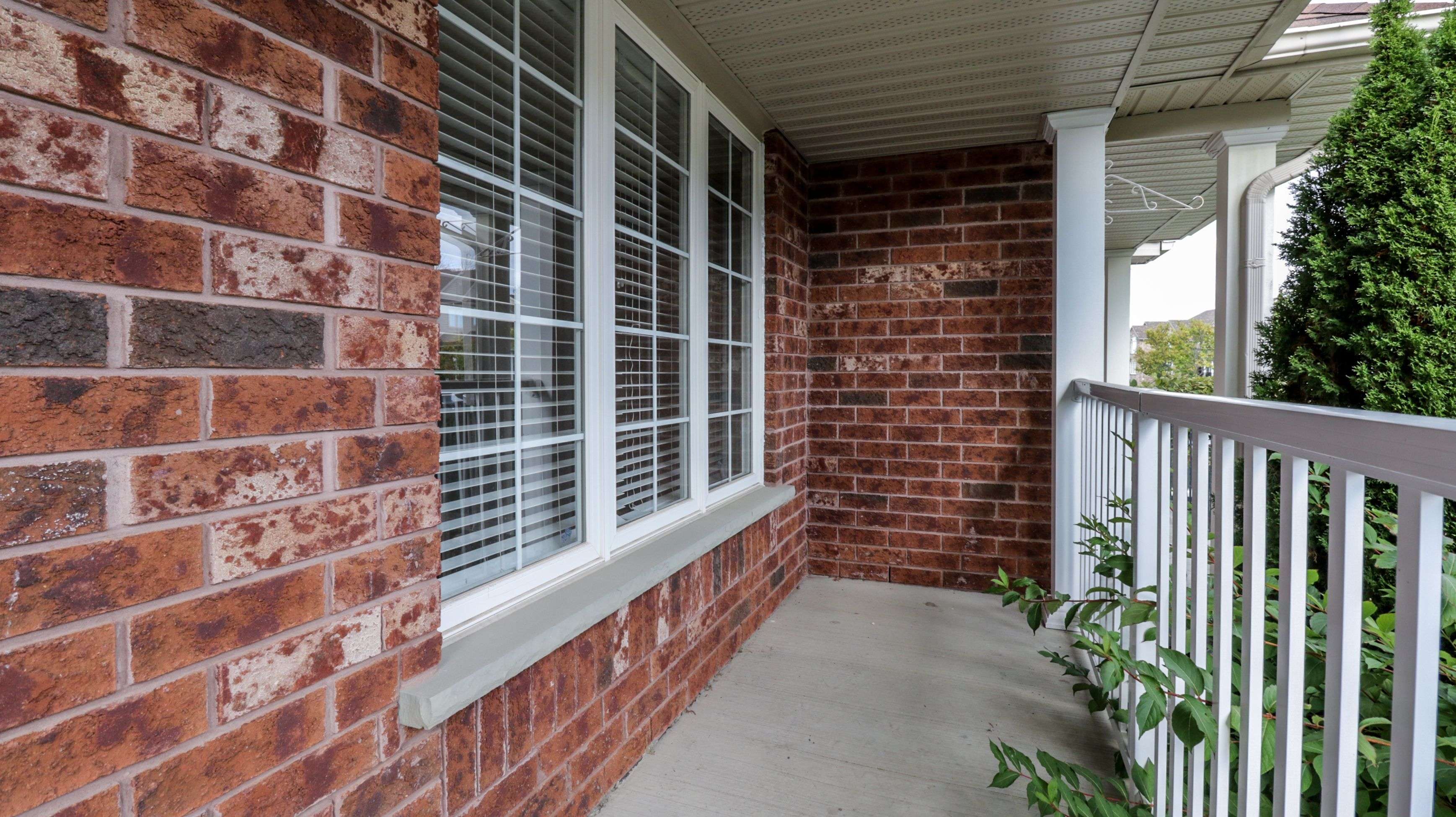 116 Thrushwood DR, Barrie, ON L4N 0Z1