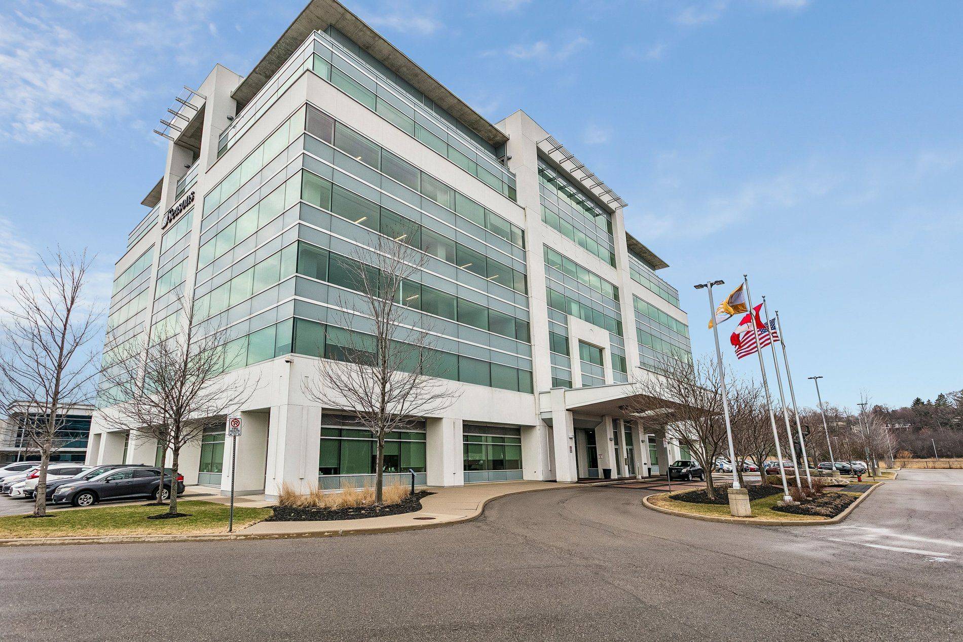 1315 North Service RD E #301, Oakville, ON L6H 1A7