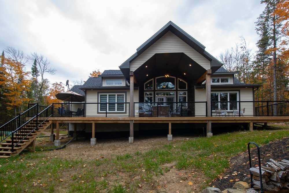 1056 Lippert LN, Faraday, ON K0L 1C0