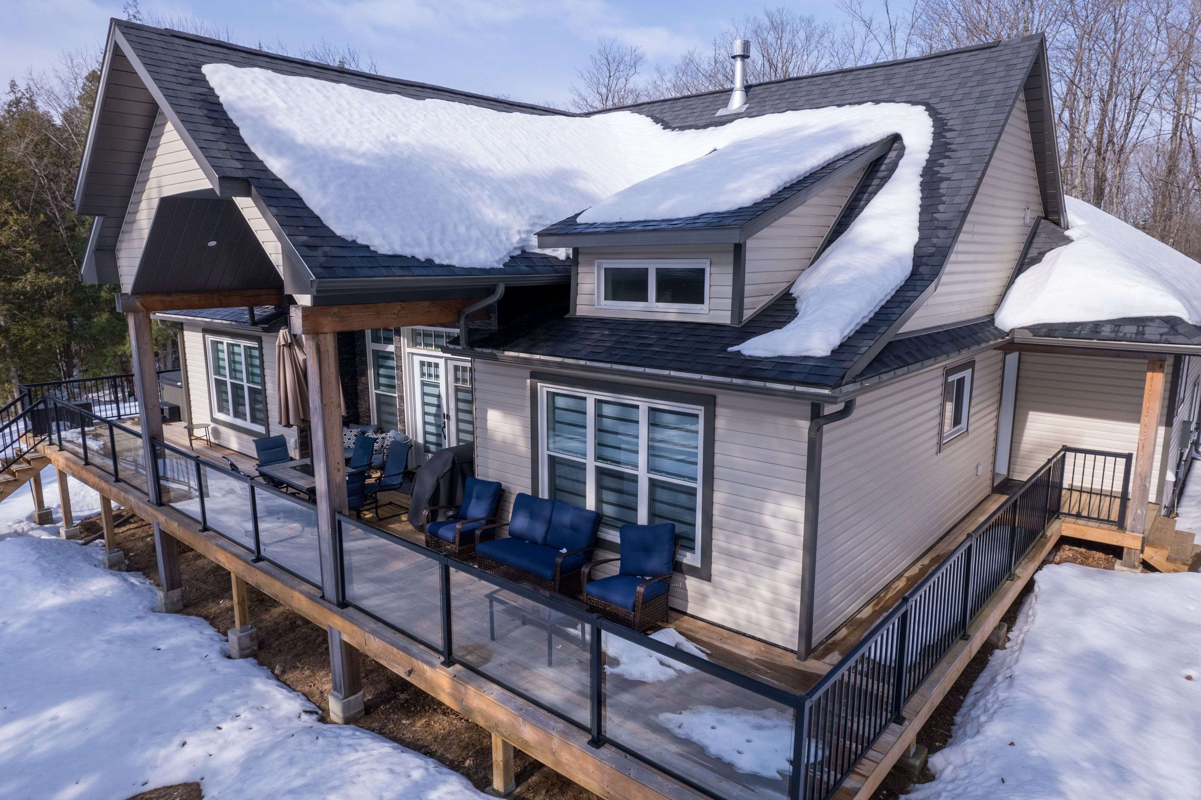 1056 Lippert LN, Faraday, ON K0L 1C0