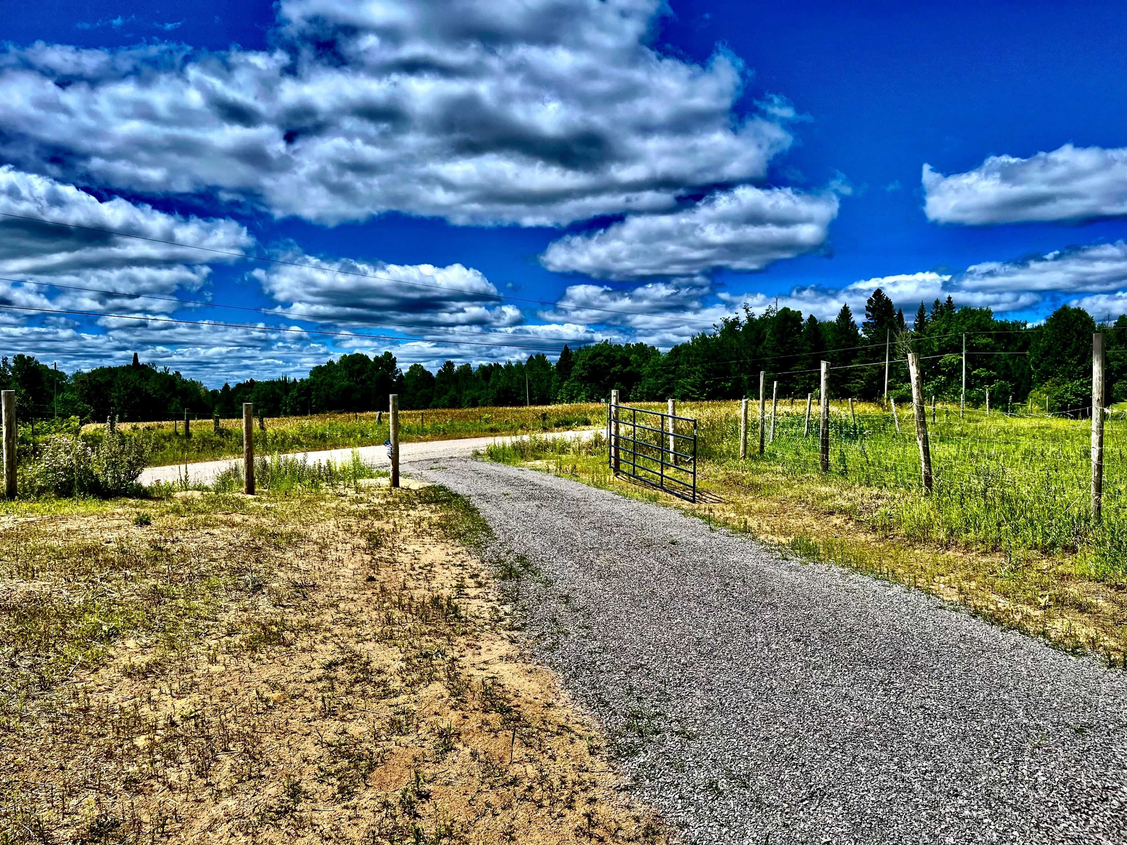 174 Budd RD, Bonnechere Valley, ON K0J 1T0