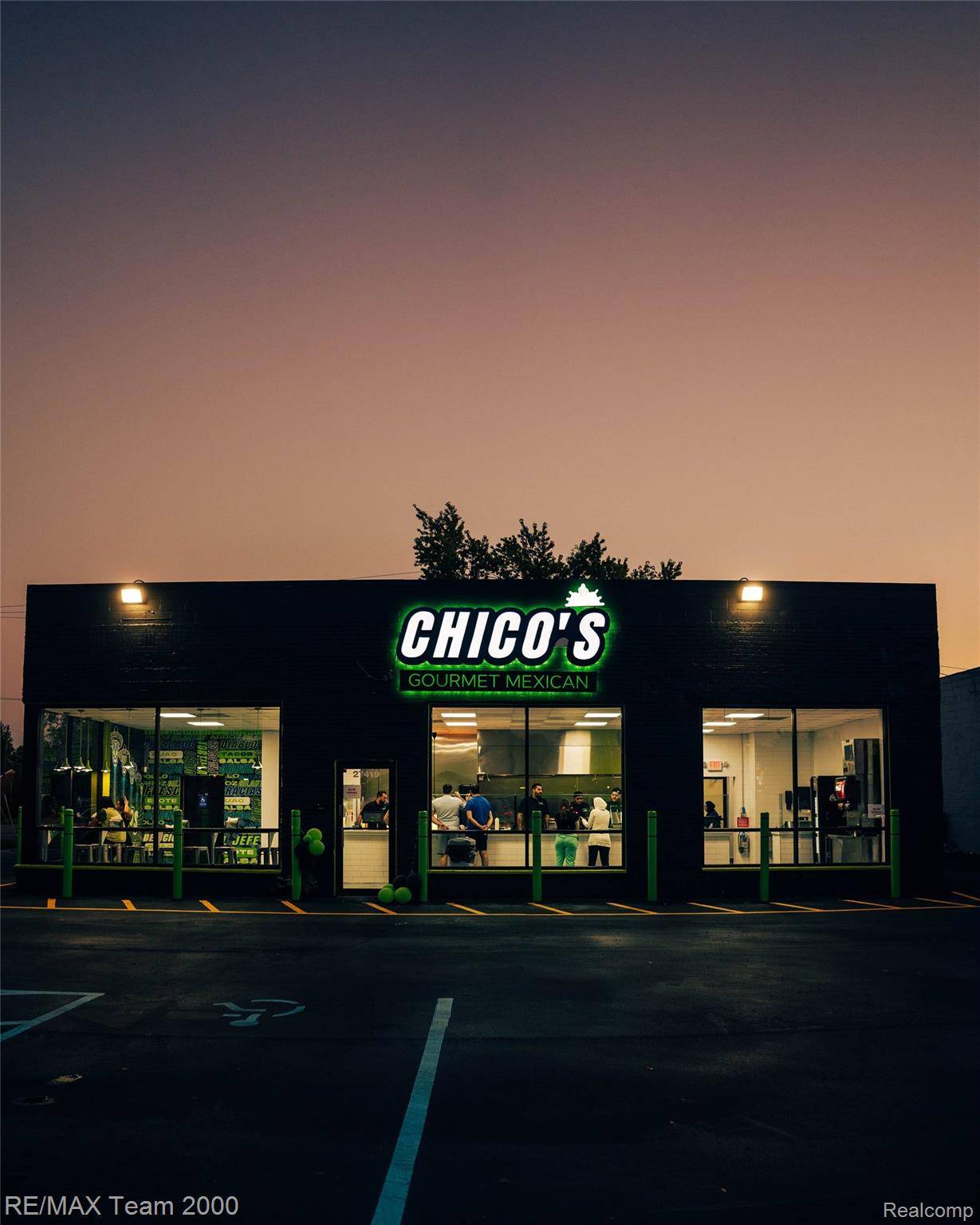 27419 Warren RD, Garden City, MI 48135