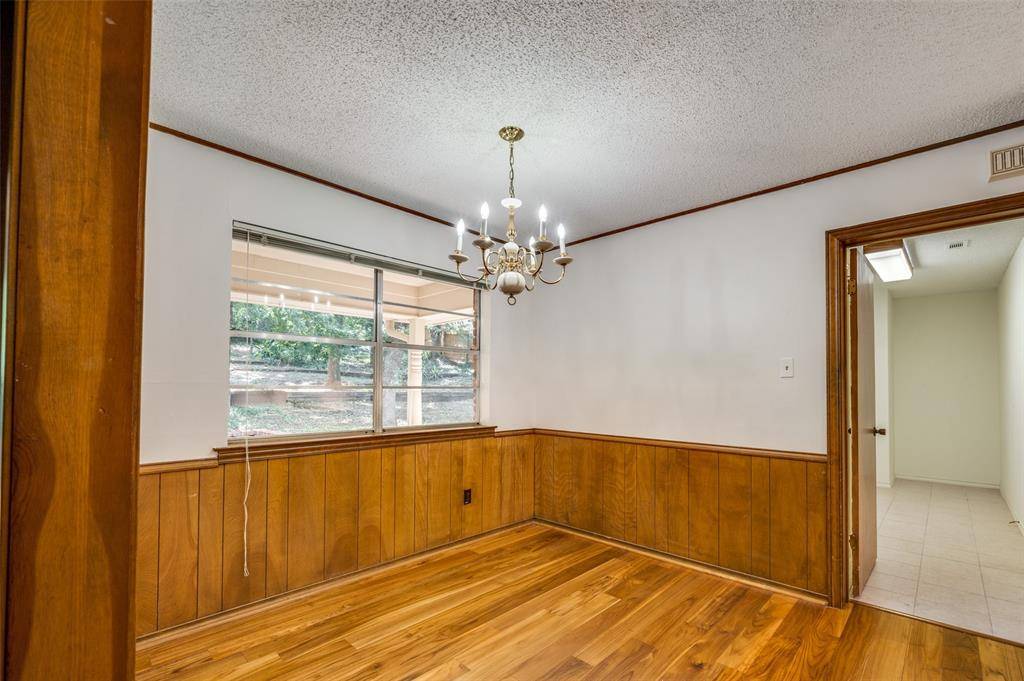 1902 Mossy Oak Street, Arlington, TX 76012