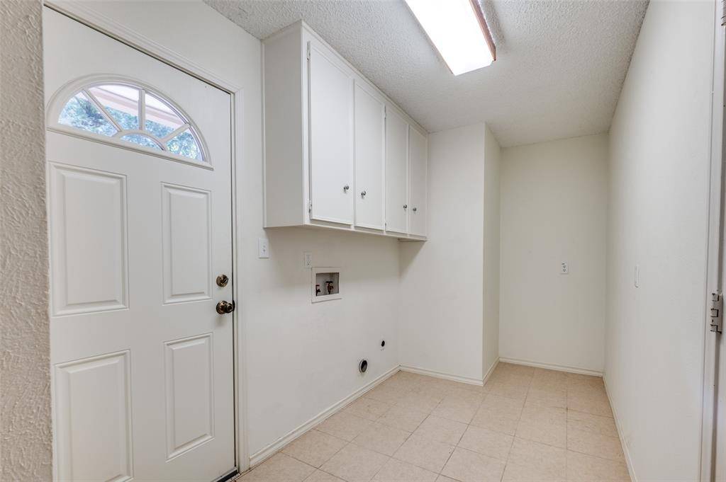 1902 Mossy Oak Street, Arlington, TX 76012