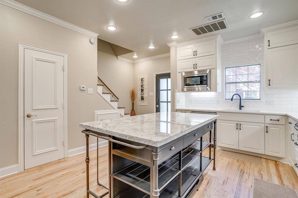 2727 Shelby Avenue #S, Dallas, TX 75219