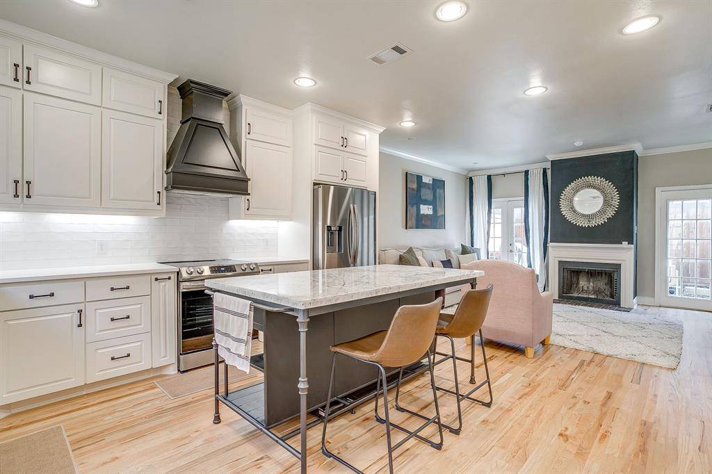 2727 Shelby Avenue #S, Dallas, TX 75219