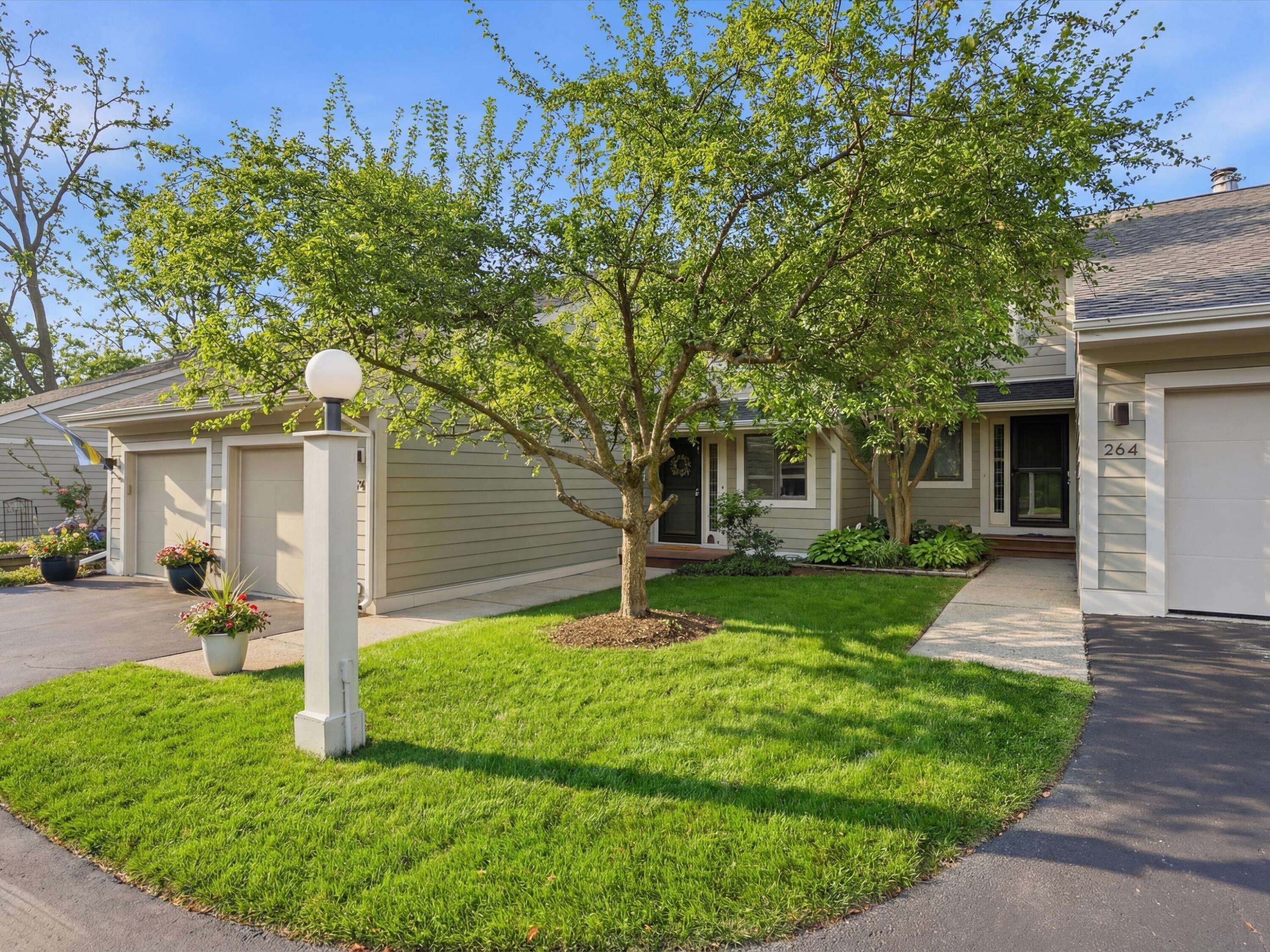 272 Whitlock ST, Saline City, MI 48176