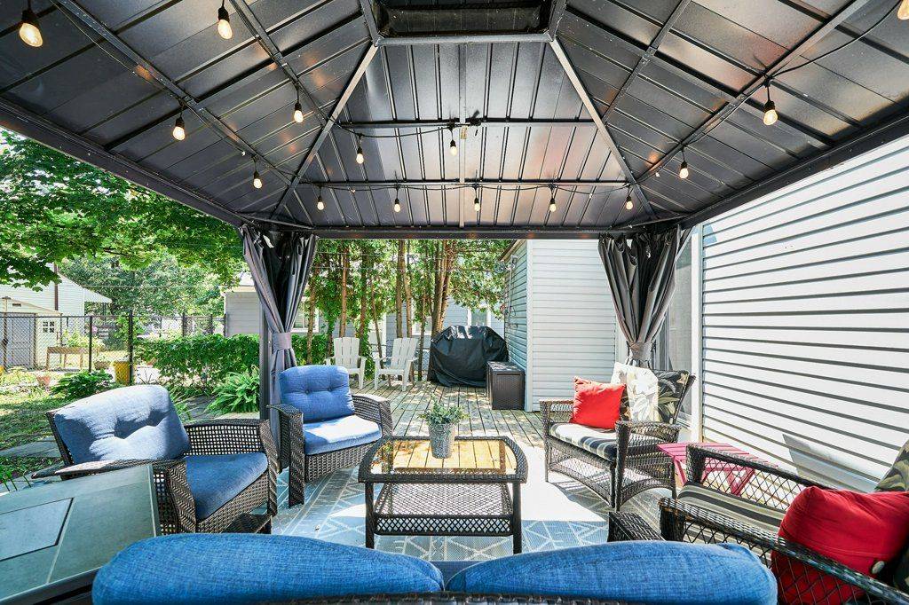 13 Windsor AVE, Ajax, ON L1S 2A8