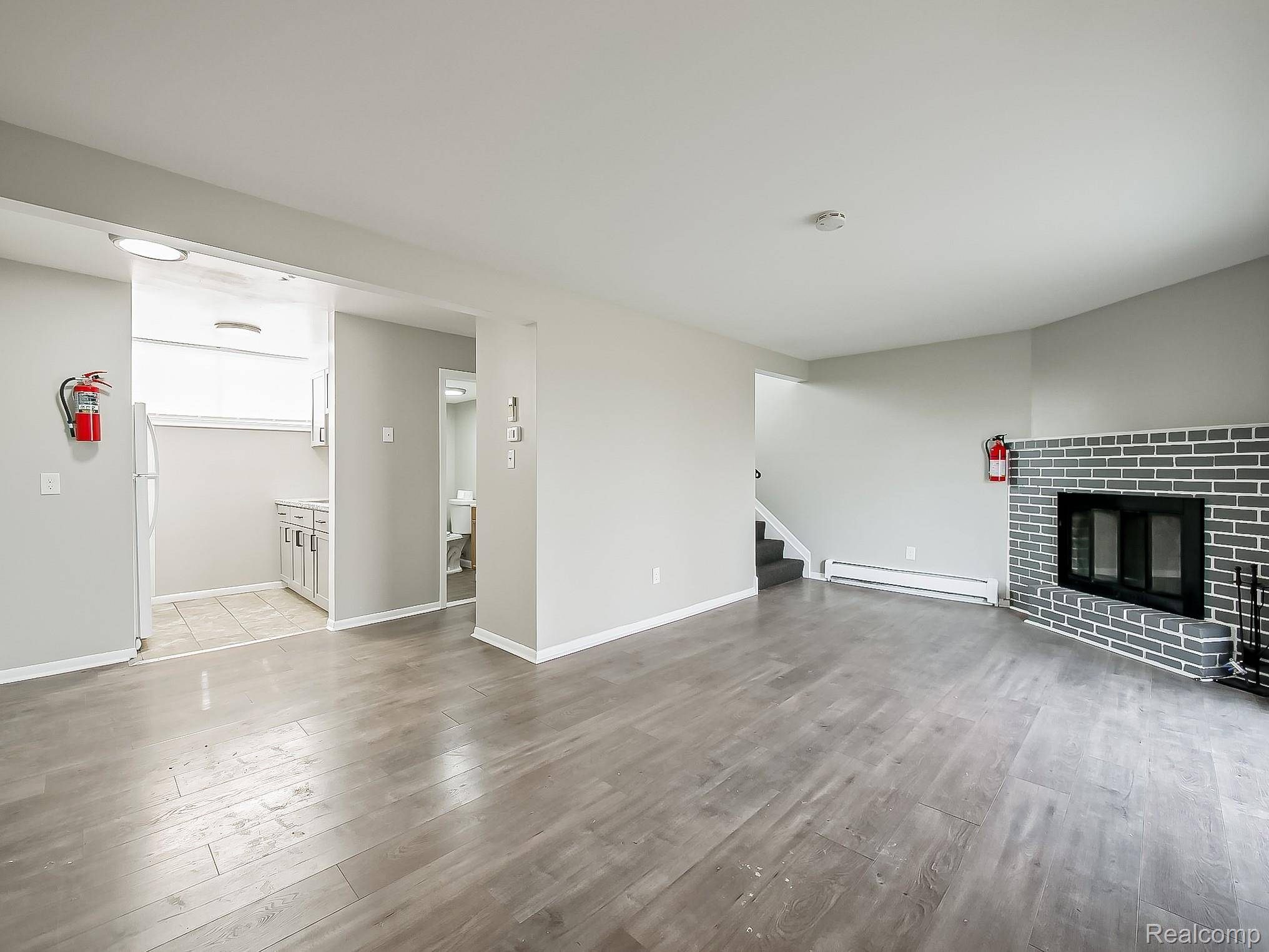 178 Summit View CT, White Lake Charter Township, MI 48386