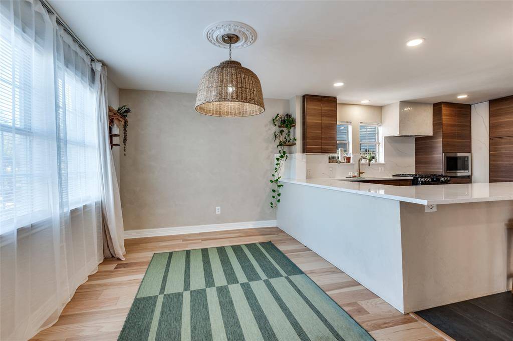 1112 Kings Highway, Dallas, TX 75208