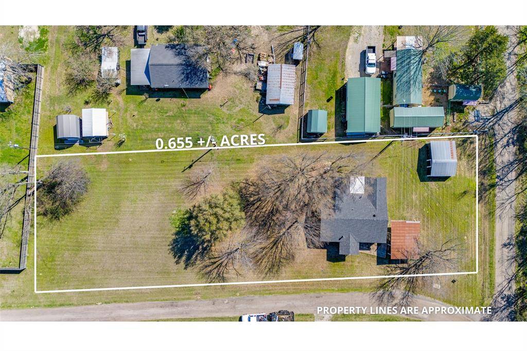 110 Rs County Road 1535, Point, TX 75472