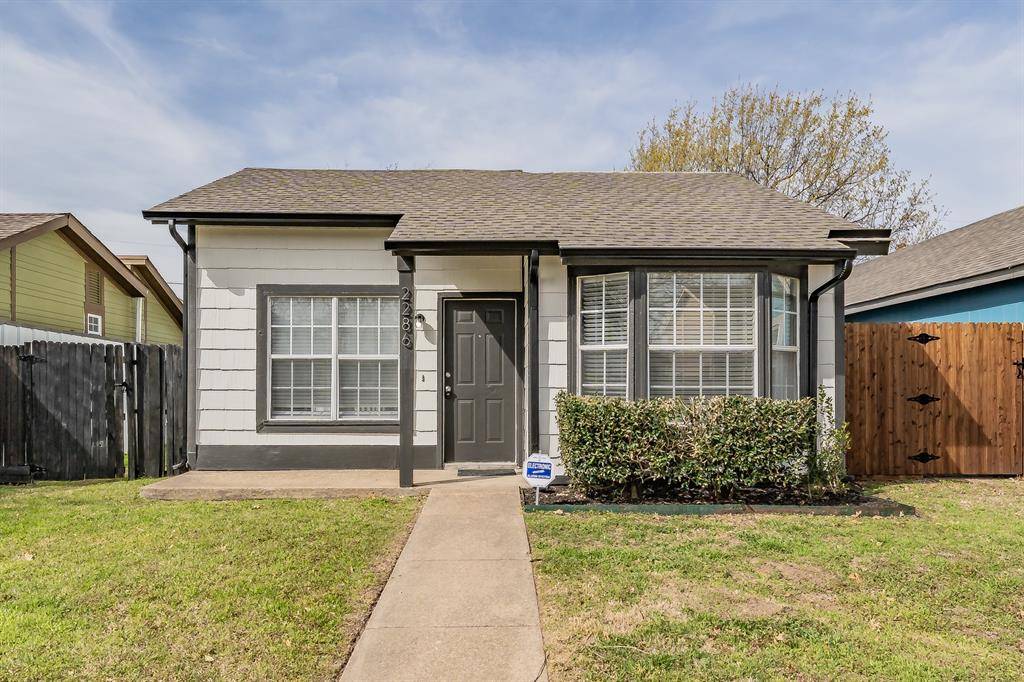 2286 Nantucket Village Circle, Dallas, TX 75227