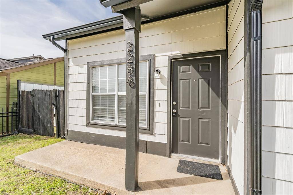 2286 Nantucket Village Circle, Dallas, TX 75227